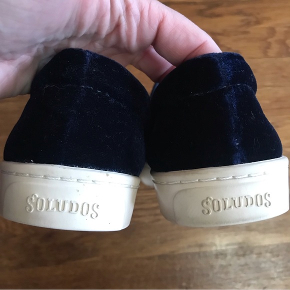 SOLD Soludos Lamb navy velvet slip on shoes 7.5 women’s - Picture 4 of 7